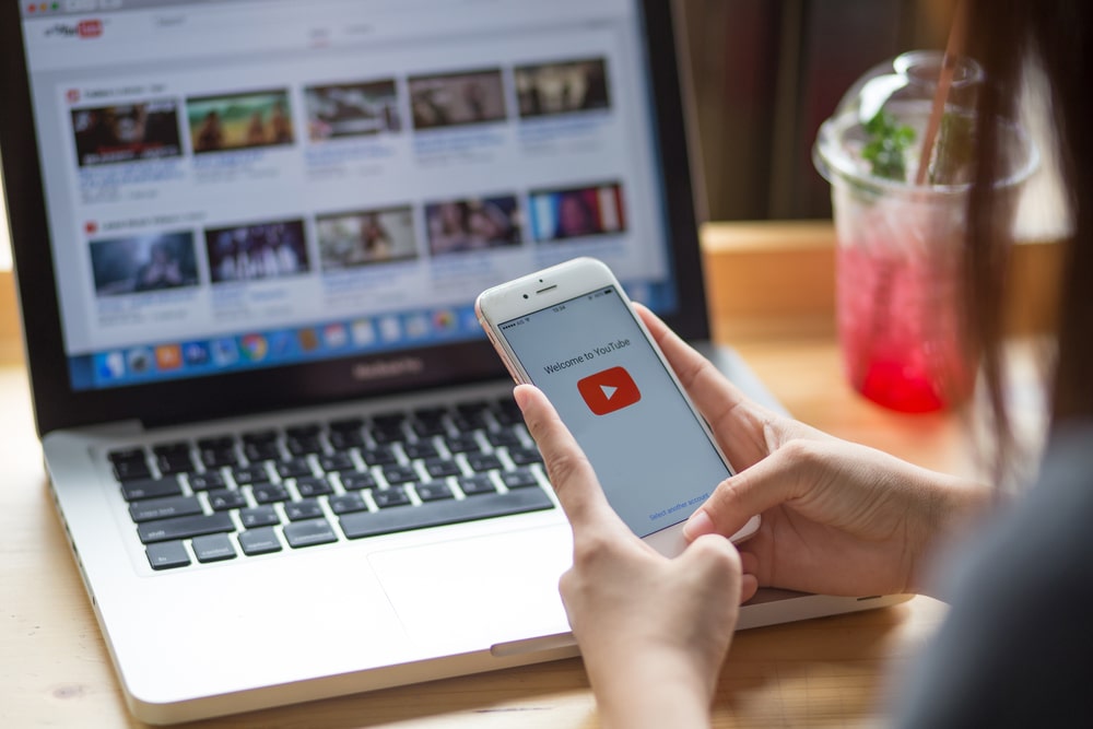 El Ministerio de Sanidad requerirá a las redes sociales que eliminen videos con recomendaciones de medicamentos