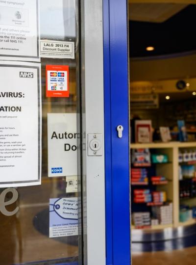 Las farmacias británicas ponen en marcha una campaña de bienestar del personal farmacéutico