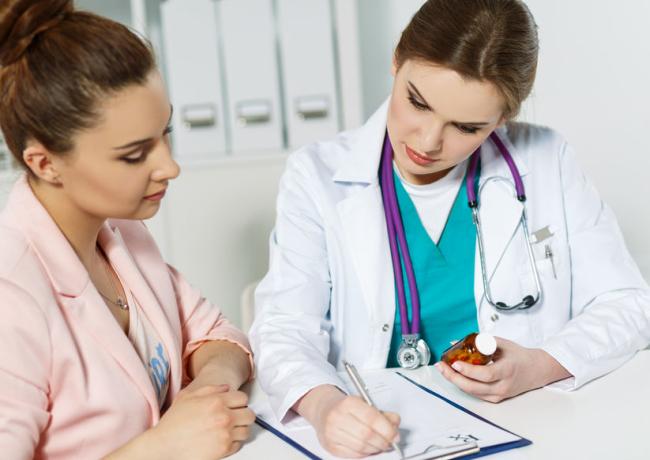 Contratación de farmacéuticos en Escocia para centros de Atención Primaria Escocia prevé contratar a 140 farmacéuticos para centros de Atención Primaria en 2018