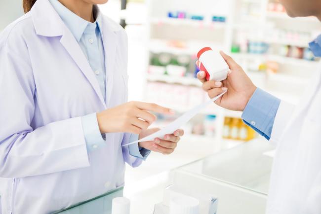 Buenas prácticas OF en el seguimiento farmacoterapéutico Buenas prácticas OF en el seguimiento farmacoterapéutico