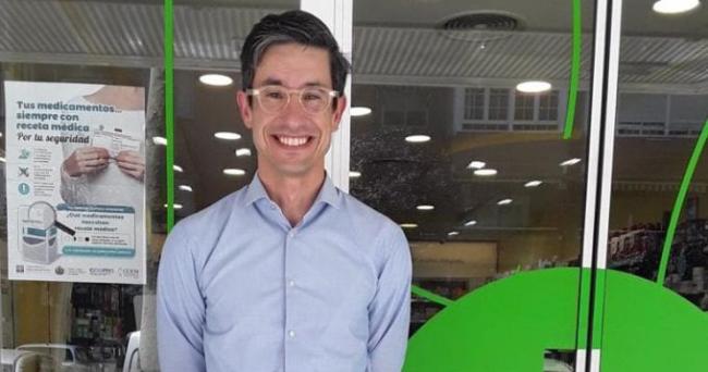 Jaime Acosta: “La farmacia para mí significa cercanía, simpatía, empatía, compasión” Jaime Acosta: “La farmacia para mí significa cercanía, simpatía, empatía, compasión”