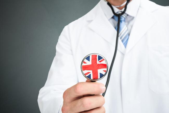 Inglaterra los médicos de cabecera derivan hasta cuatro pacientes por día a las farmacias Inglaterra los médicos de cabecera derivan hasta cuatro pacientes por día a las farmacias